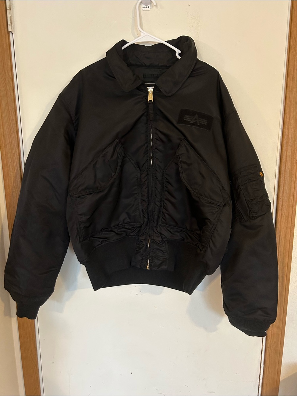 Alpha Industries 2XL Black Men's Bomber Jacket - Military Style